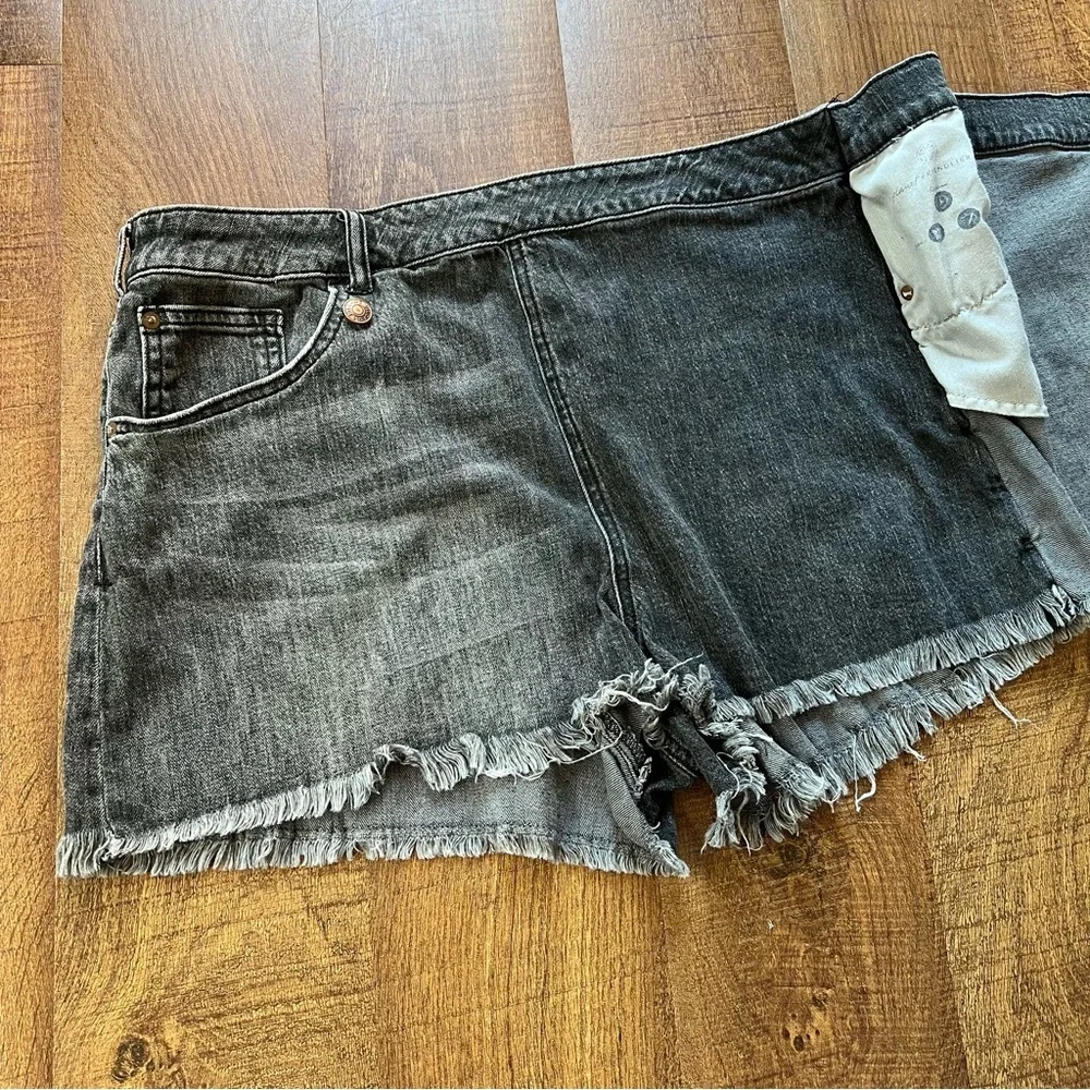 Anthropologie Gray Washed Denim Mini Shorts - Picture 4 of 7
